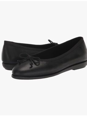 AEROSOLES Black Ballet Flat
